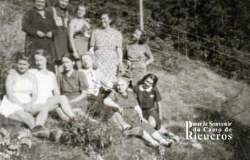 Groupe de femmes en 1941