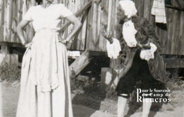 Rieucros 1942 Odette Capion et Marina Strasde